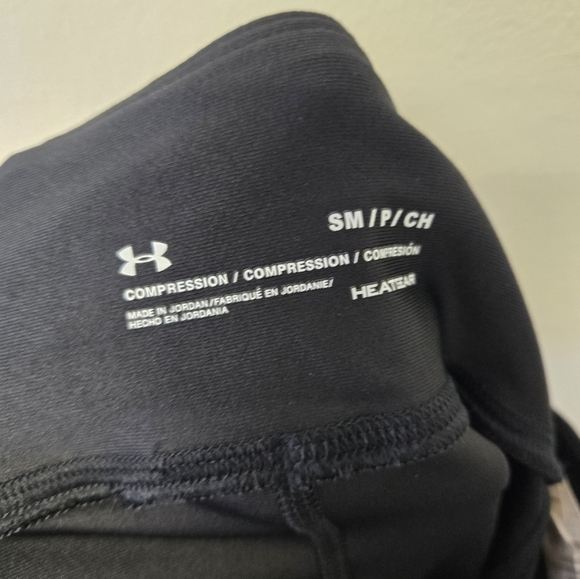 Under Armour Mileage Heatgear Compression Capri legging Black S - Picture 8 of 16